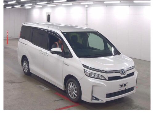 Toyota Voxy Hybrid V 2018