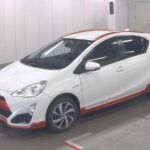 Toyota Aqua X-Urban (Híbrido) 2015