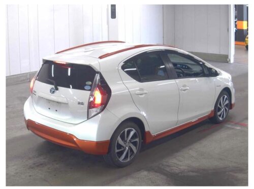 Toyota Aqua X-Urban (Híbrido) 2015 - Imagen 3