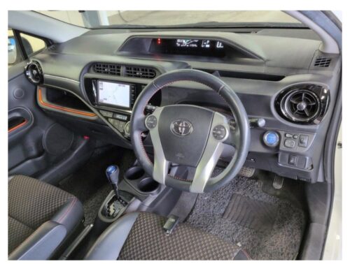 Toyota Aqua X-Urban (Híbrido) 2015 - Imagen 5