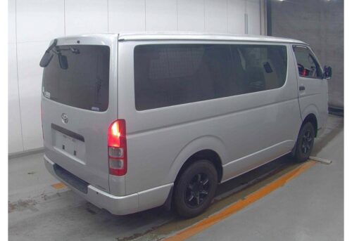 Toyota Hiace Van 4WD DX 2005 - Imagen 4