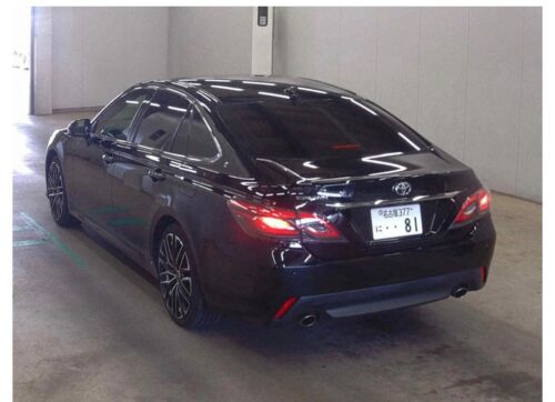 Toyota Crown 4D S 2019 - Imagen 3