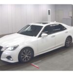 Toyota Crown Athlete S-T 2015
