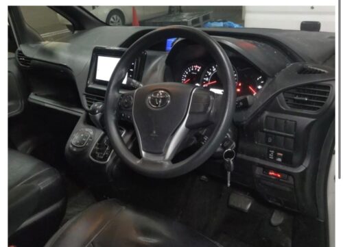 Toyota Noah X 4WD 2017 - Imagen 5