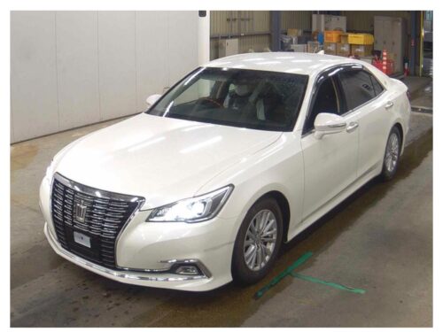 Toyota Crown 4D Royal Saloon 2017 - Imagen 2