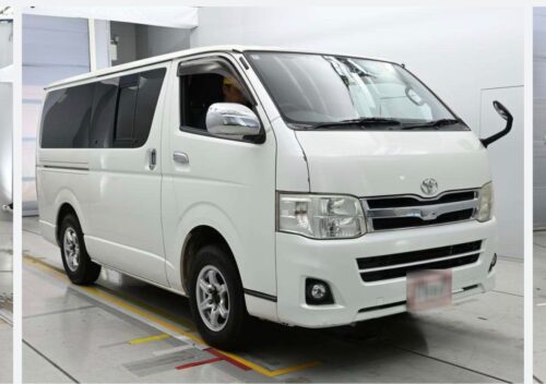 Toyota RegiusAce Van Long Super GL 4WD 2012 - Imagen 2