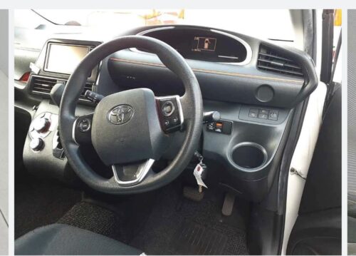 Toyota Sienta Hybrid X 2015 - Imagen 5