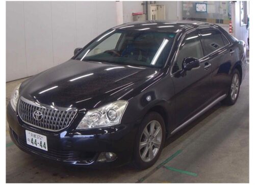 Toyota Crown Majesta C Type V8 2013 - Imagen 2