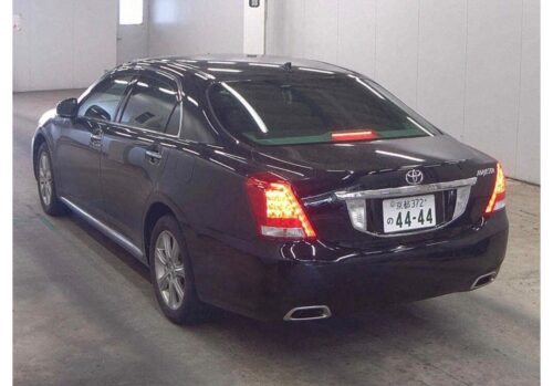 Toyota Crown Majesta C Type V8 2013 - Imagen 3