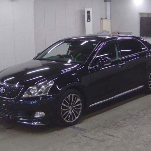 Toyota Crown Majesta A Type L Package V8 2011