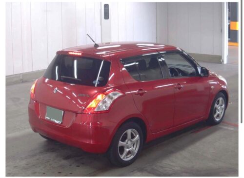 Suzuki Swift 5D XG 2013 - Imagen 3
