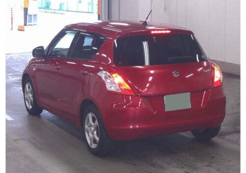 Suzuki Swift 5D XG 2013 - Imagen 4